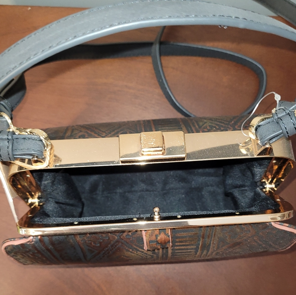 Handbag - Picture 3 of 3